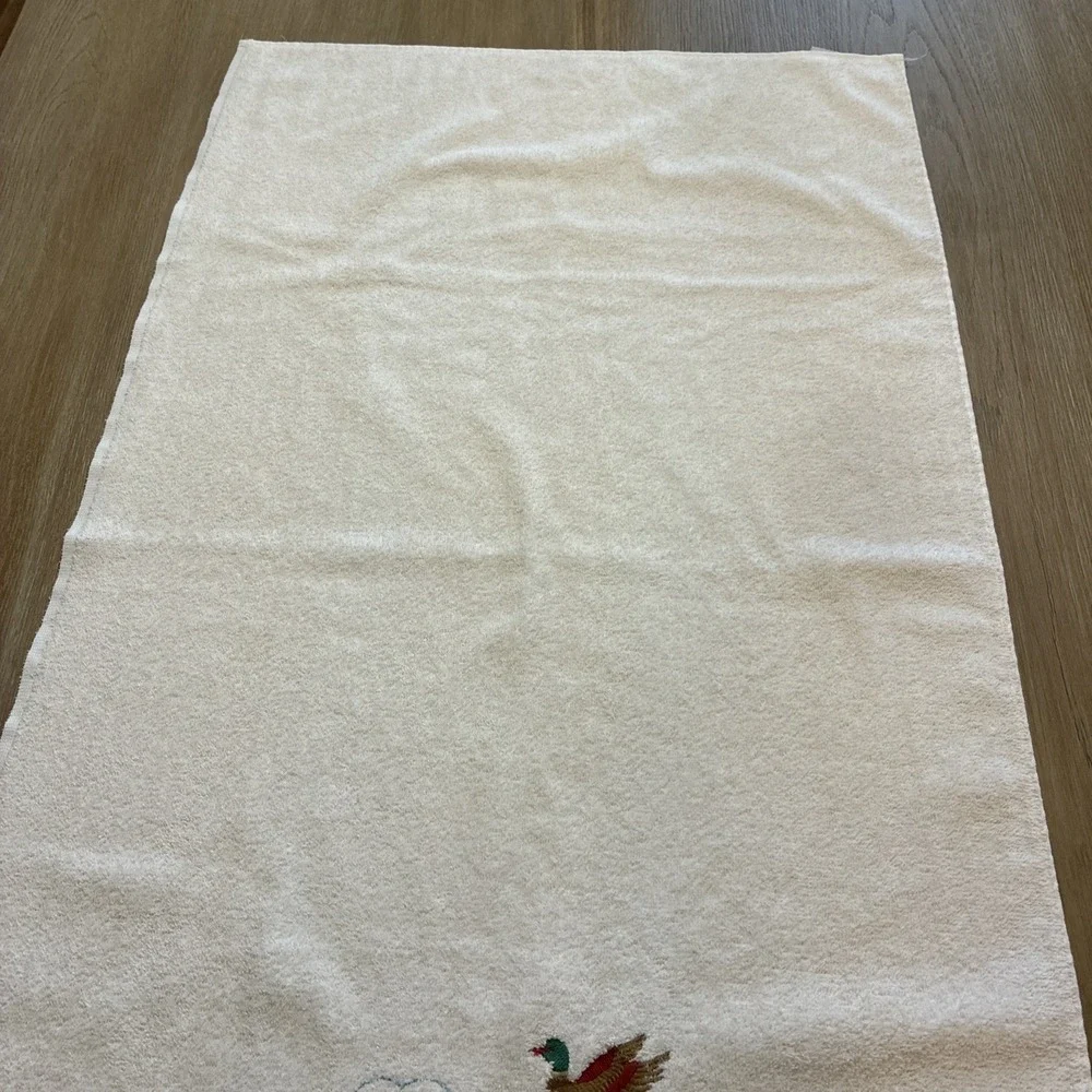 Vtg Fine Fashion Towel Set Bath Hand Washcloth Machine Embroidered Ducks 3 Piece